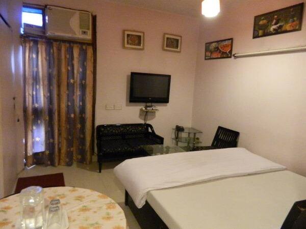TG Stays Kalkaji, New Delhi 5